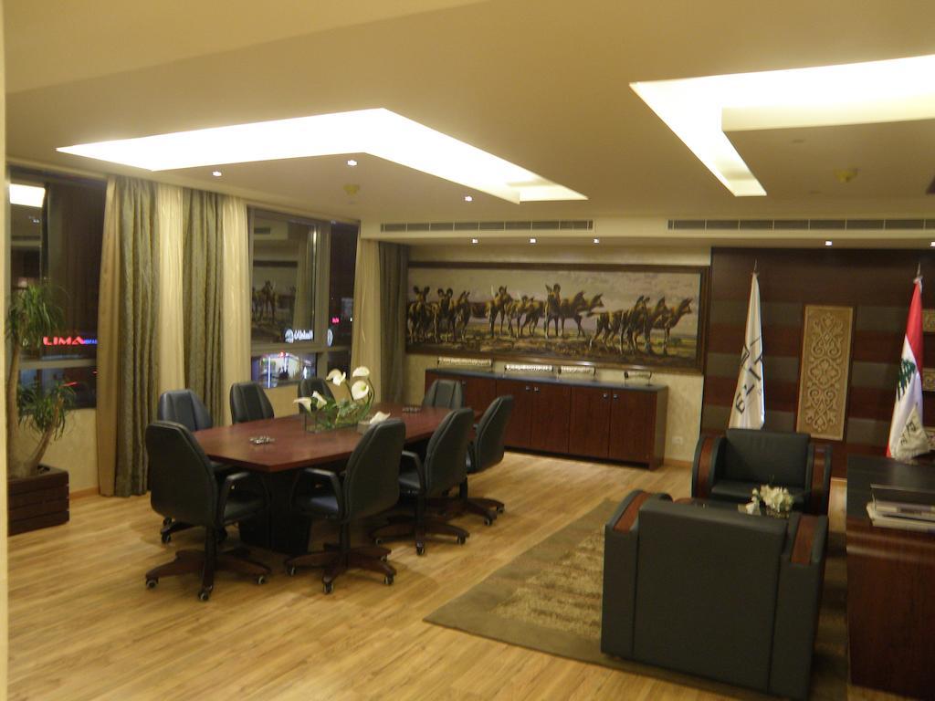Elite Hotel & Spa Бейрут Екстериор снимка